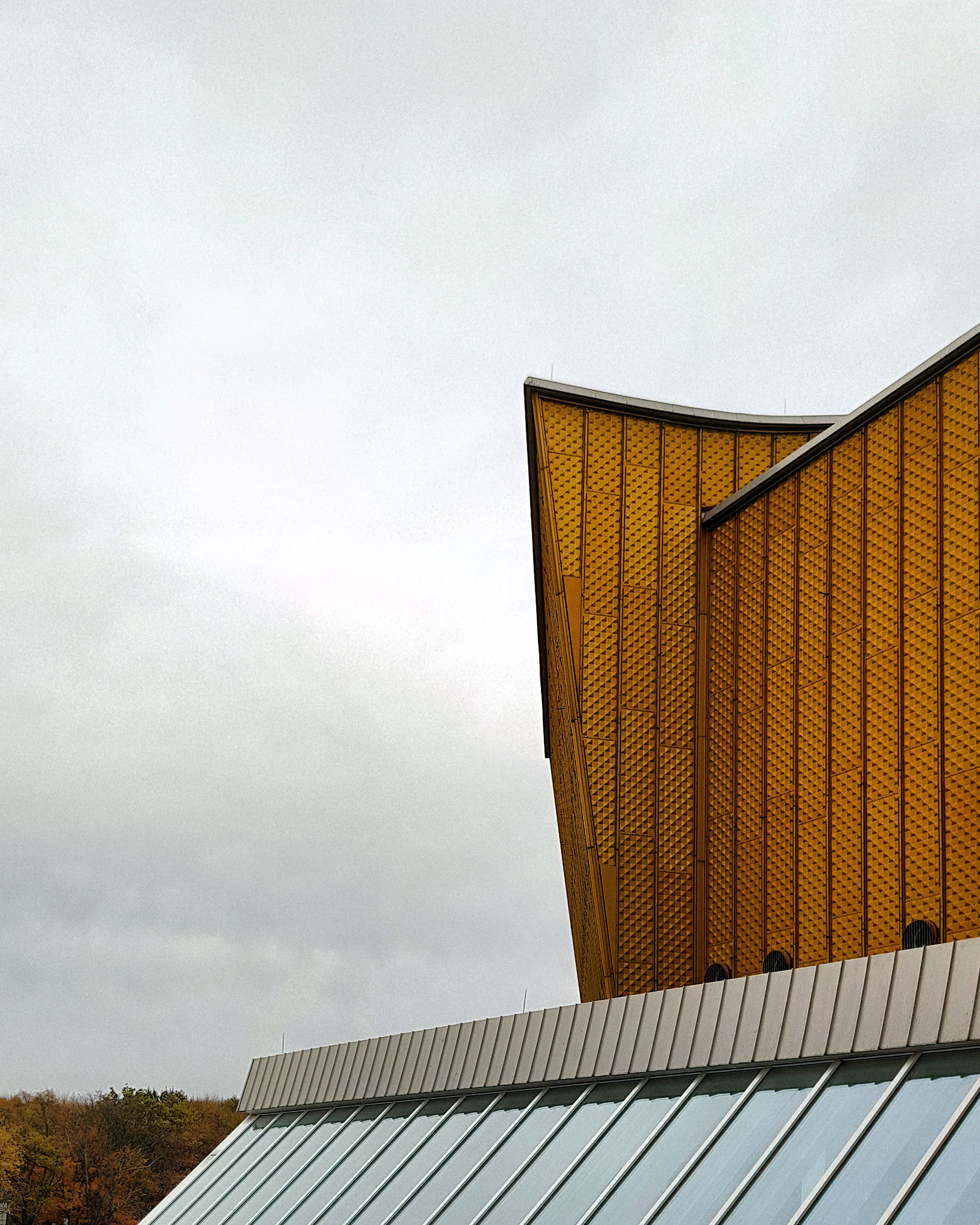 Mihai Moga Berlin 3 -  Detail Berlin Philharmonic